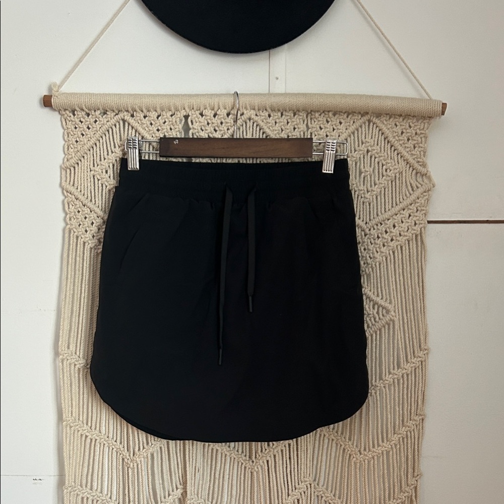 Black Drawstring athletic Skort